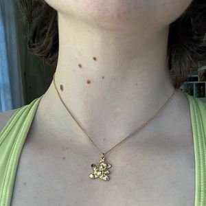 Teddy bear charm necklace